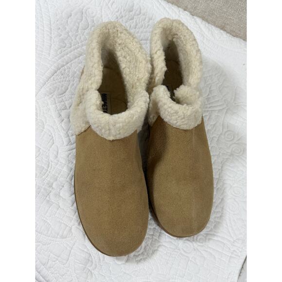Minnetonka Women’s 11 Tan Lyndy Sherpa Lined Suede House Slippers 400441 Warm - Picture 9 of 10